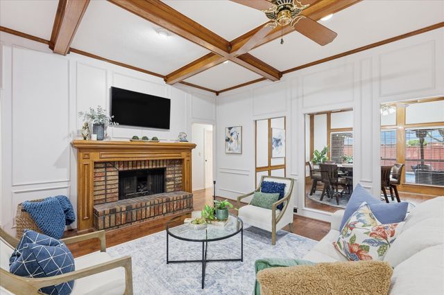1516 Glastonbury Drive, Plano, TX 75075