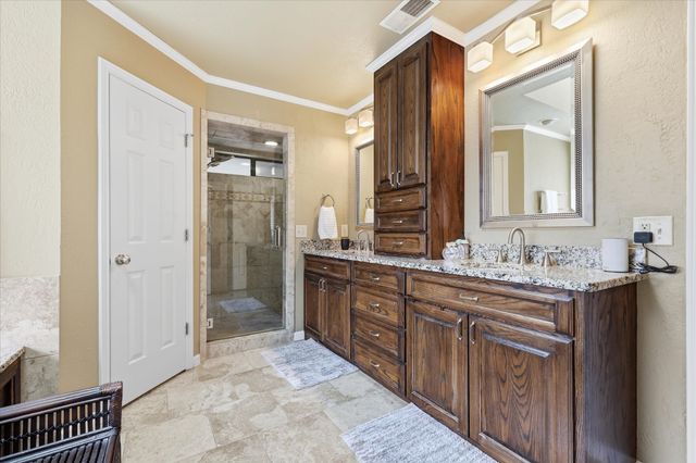 1516 Glastonbury Drive, Plano, TX 75075