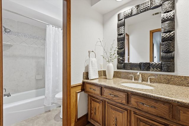 1516 Glastonbury Drive, Plano, TX 75075