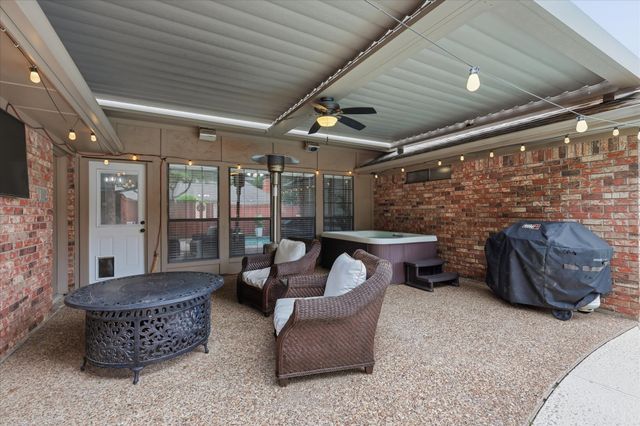 1516 Glastonbury Drive, Plano, TX 75075
