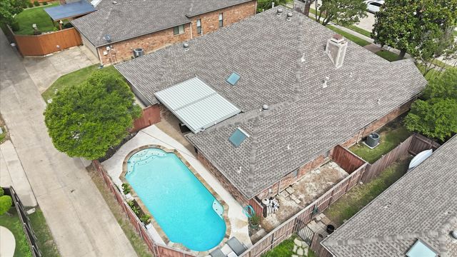 1516 Glastonbury Drive, Plano, TX 75075