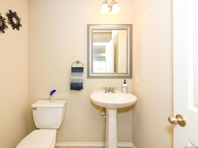 9842 Magnolia, San Antonio, TX 78251