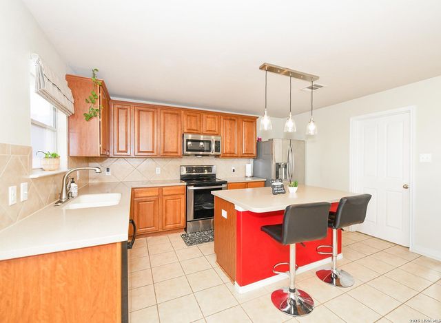 9842 Magnolia, San Antonio, TX 78251