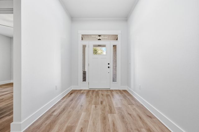 6 Kohler Drive, Mary Esther, FL 32569