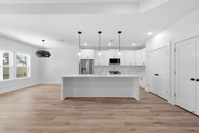 6 Kohler Drive, Mary Esther, FL 32569