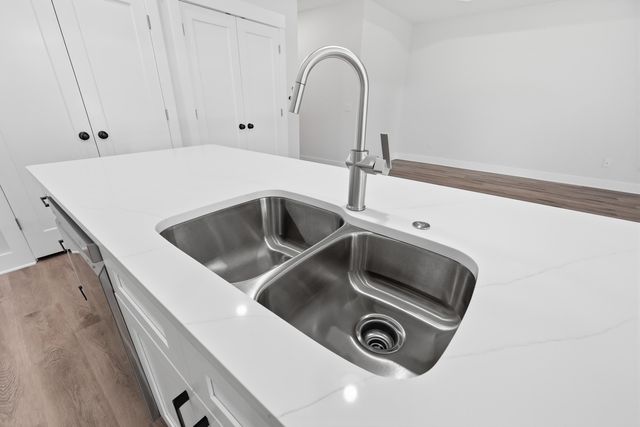 6 Kohler Drive, Mary Esther, FL 32569