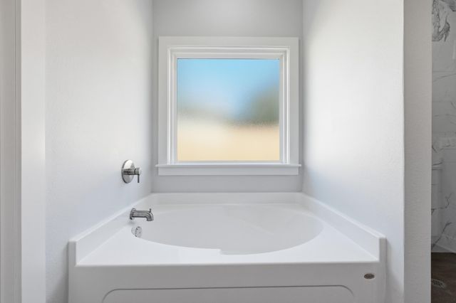 6 Kohler Drive, Mary Esther, FL 32569