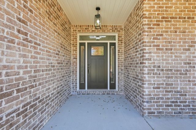 6 Kohler Drive, Mary Esther, FL 32569