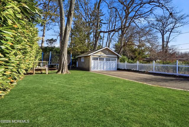 313 Grassmere Avenue, Interlaken, NJ 07712