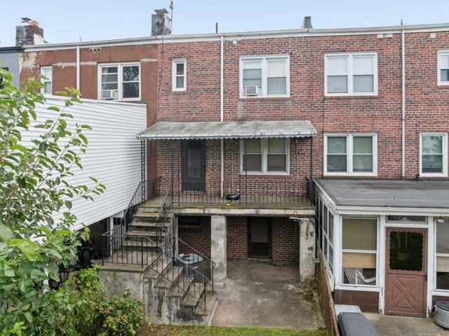 71 3RD ST, Bayonne, NJ 07002