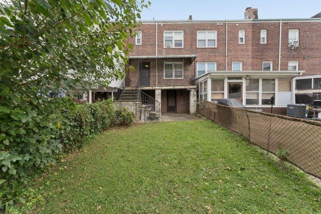 71 3RD ST, Bayonne, NJ 07002