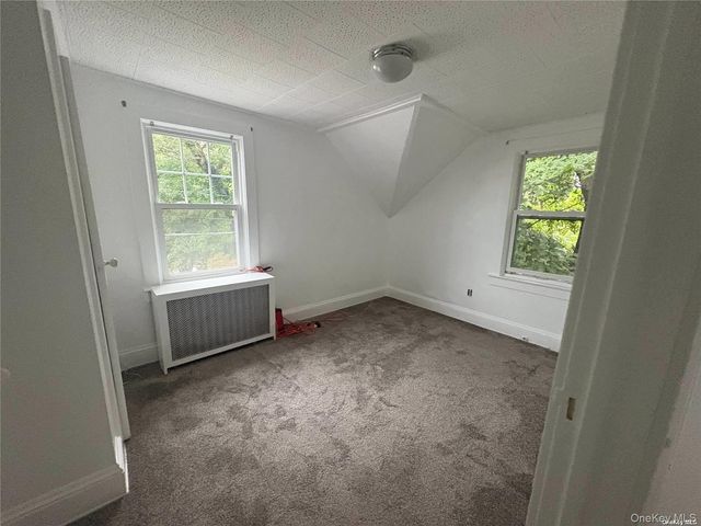 3 Pine Street, Glen Head, NY 11545