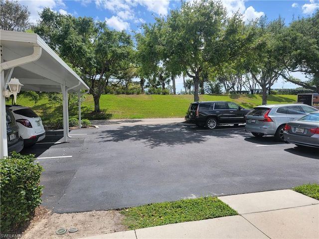 4950 Deerfield WAY D-202, Naples, FL 34110