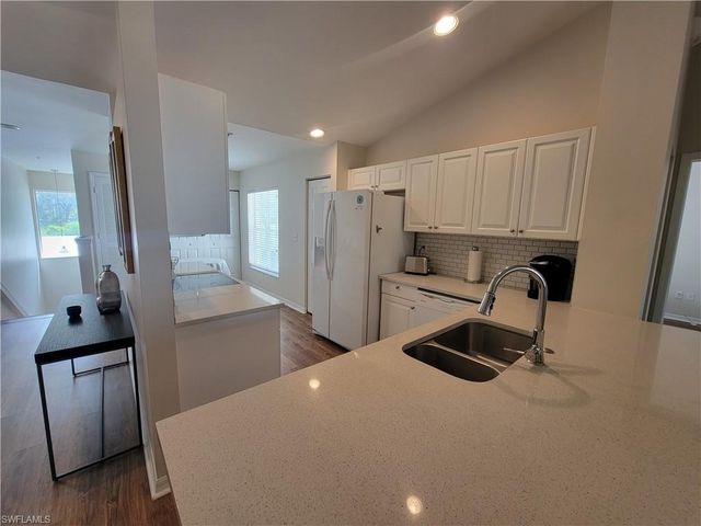 4950 Deerfield WAY D-202, Naples, FL 34110