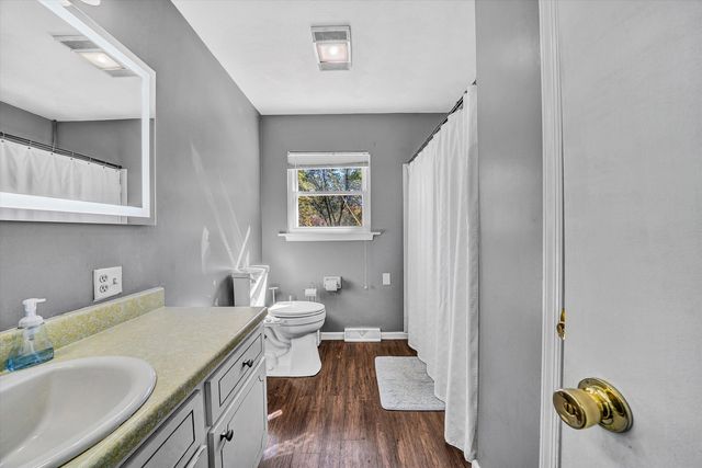 2124 BEAVERS LN, Vinton, VA 24179