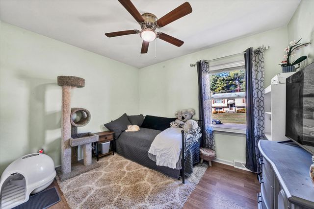 2124 BEAVERS LN, Vinton, VA 24179