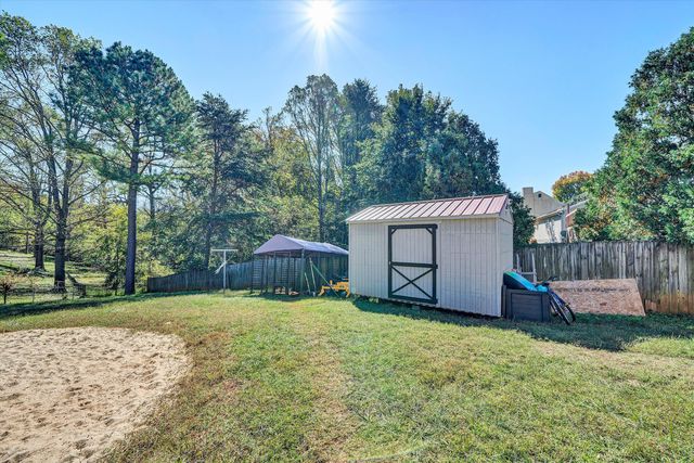 2124 BEAVERS LN, Vinton, VA 24179