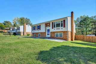 2124 BEAVERS LN, Vinton, VA 24179