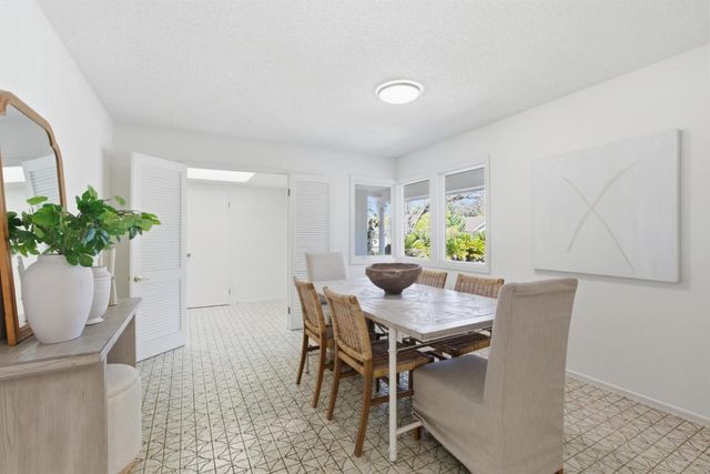 2708 Katrina Way, Mountain View, CA 94040