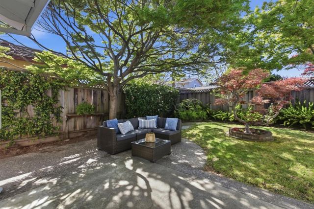 2708 Katrina Way, Mountain View, CA 94040