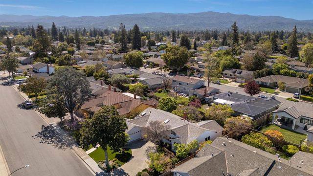 2708 Katrina Way, Mountain View, CA 94040