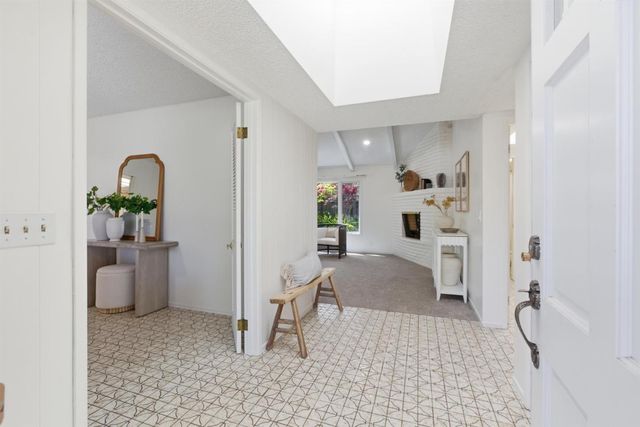 2708 Katrina Way, Mountain View, CA 94040