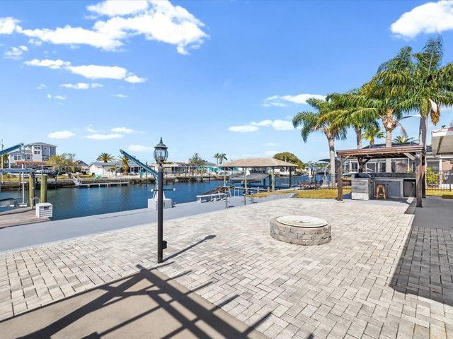 12809 4TH ISLE, Hudson, FL 34667