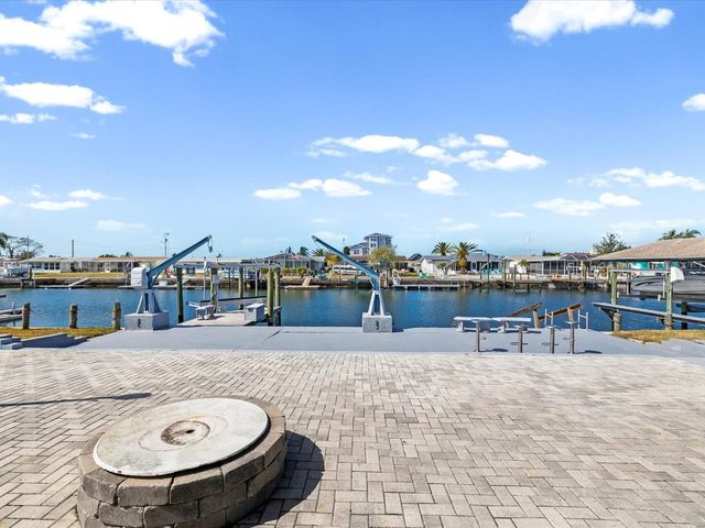 12809 4TH ISLE, Hudson, FL 34667