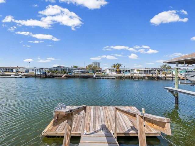 12809 4TH ISLE, Hudson, FL 34667