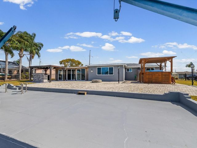 12809 4TH ISLE, Hudson, FL 34667