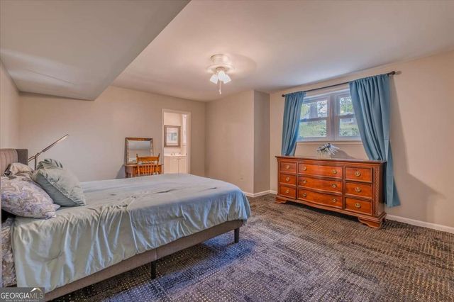 20 Mitchell Circle SE, Rome, GA 30161