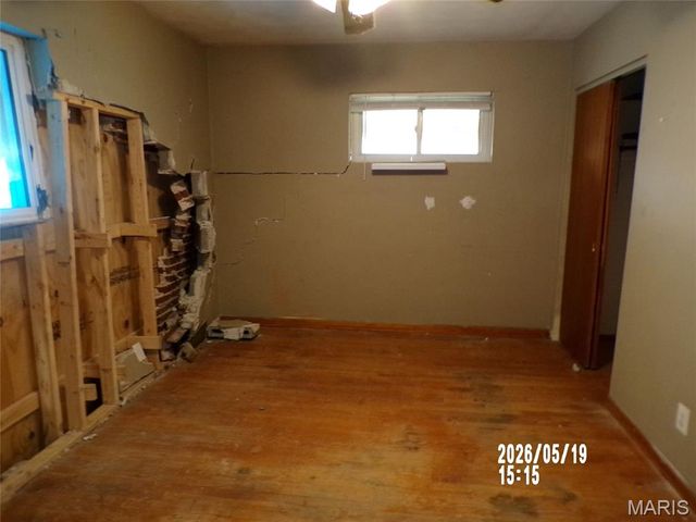 379 PORCHESTER Drive, Unincorporated, MO 63125