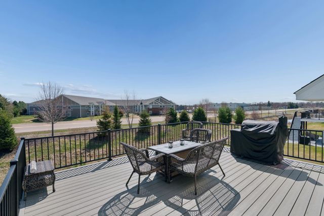 3973 Kokanee Lane N, Lake Elmo, MN 55042