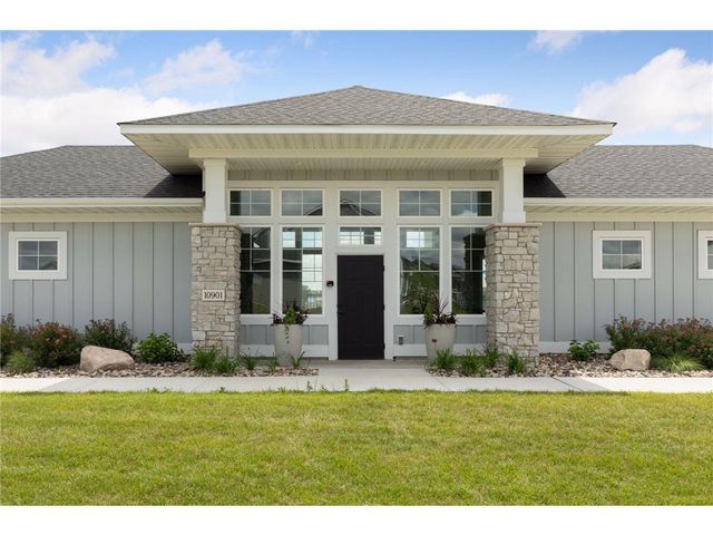3973 Kokanee Lane N, Lake Elmo, MN 55042