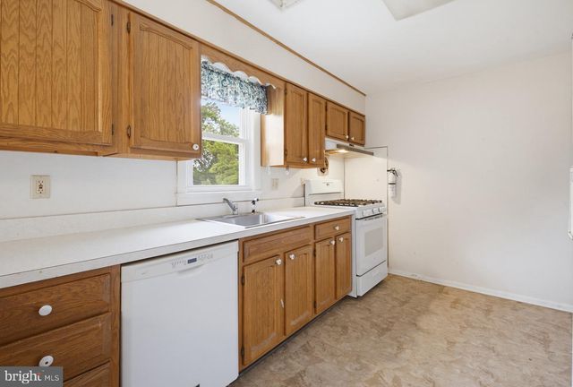 144 BOND ST, New Freedom, PA 17349