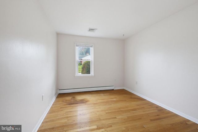 144 BOND ST, New Freedom, PA 17349