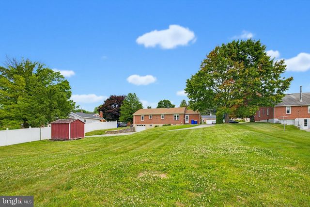144 BOND ST, New Freedom, PA 17349