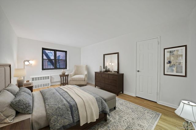 94-31 60th Avenue 2G, Elmhurst, NY 11373