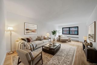 94-31 60th Avenue 2G, Elmhurst, NY 11373