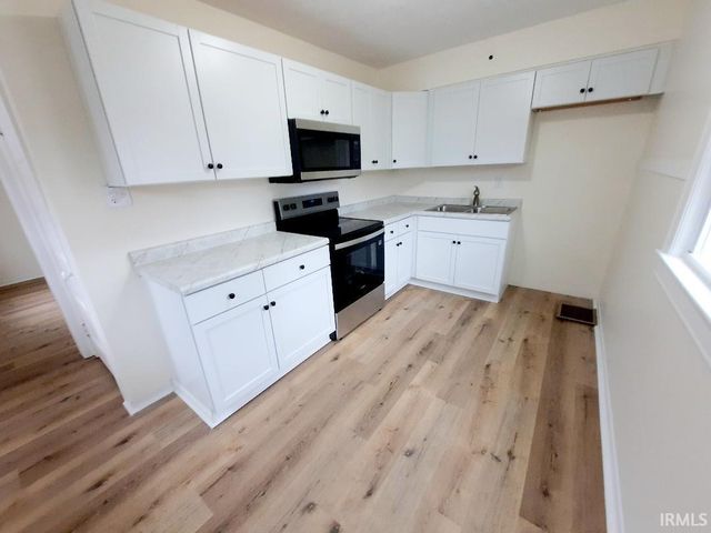 2314 S Ebright Street, Muncie, IN 47302