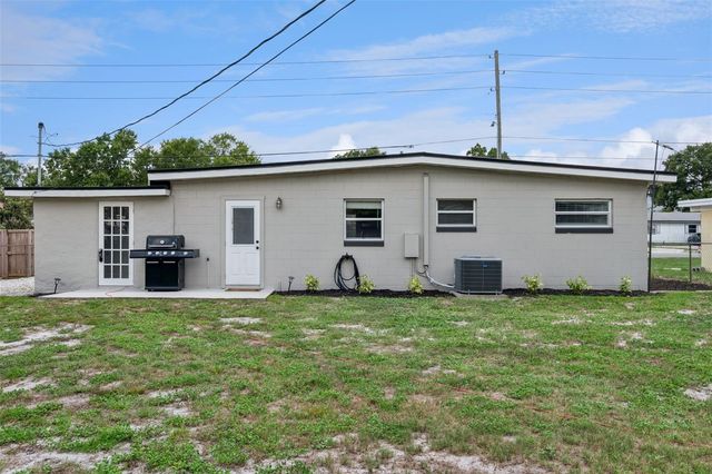 1100 WURST ROAD, Ocoee, FL 34761