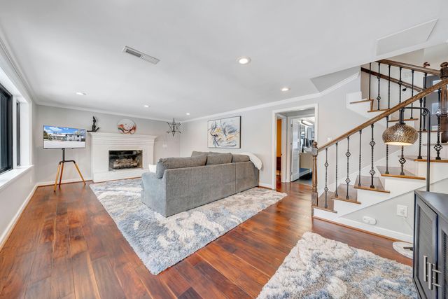 2352 Cantle LN, Roanoke, VA 24018