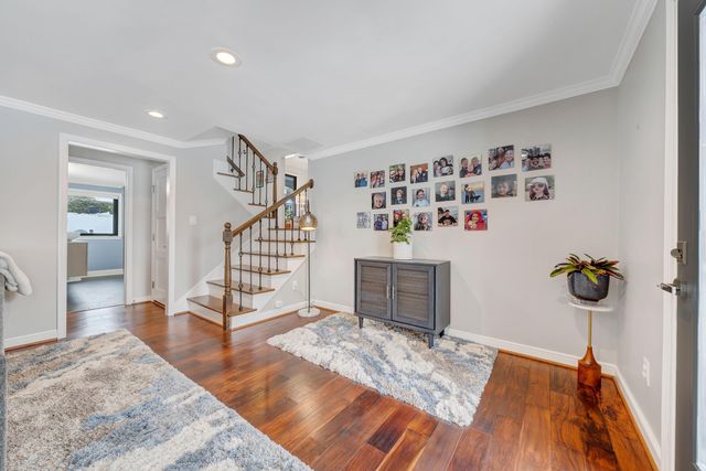 2352 Cantle LN, Roanoke, VA 24018