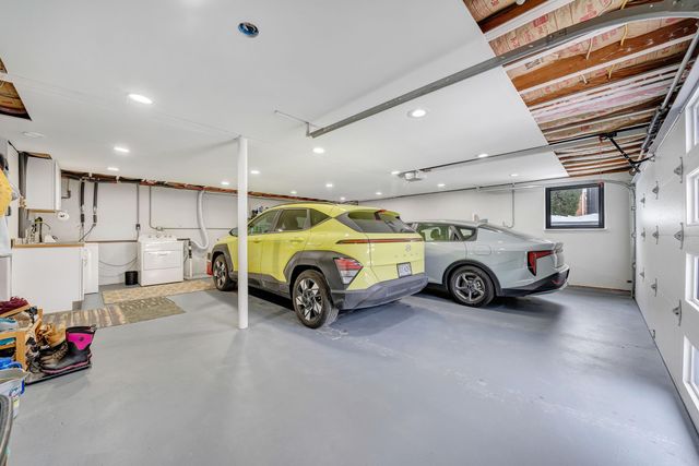 2352 Cantle LN, Roanoke, VA 24018