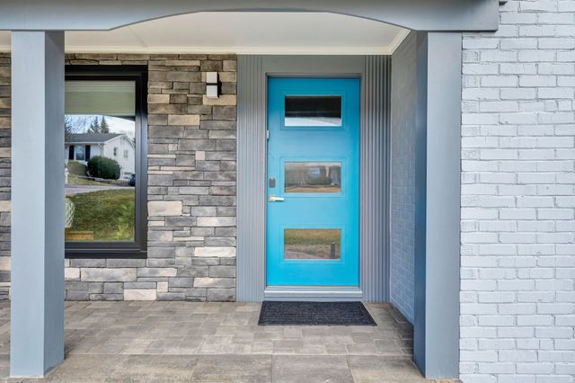 2352 Cantle LN, Roanoke, VA 24018