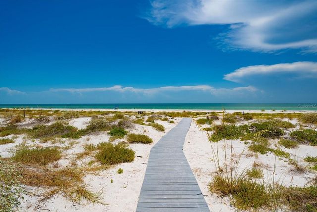 3111 PASS A GRILLE WAY 110, St Petersburg, FL 33706