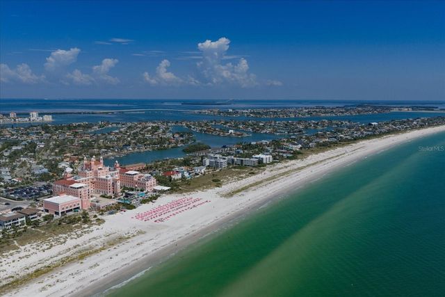 3111 PASS A GRILLE WAY 110, St Petersburg, FL 33706