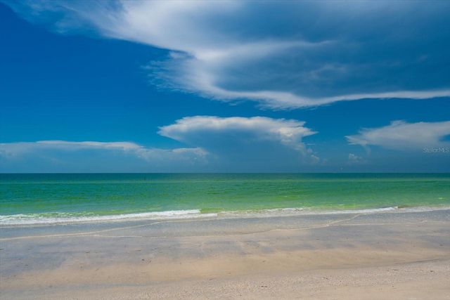 3111 PASS A GRILLE WAY 110, St Petersburg, FL 33706