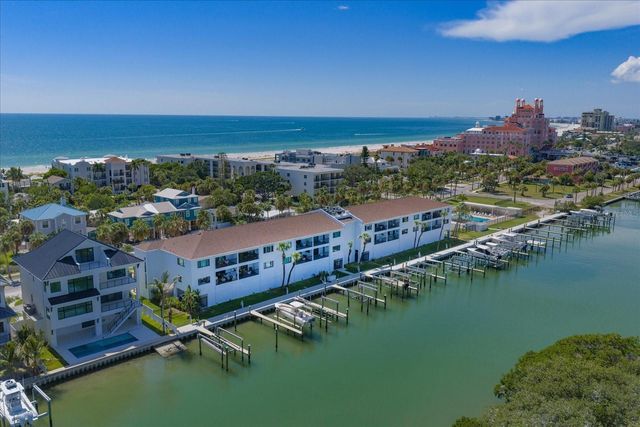 3111 PASS A GRILLE WAY 110, St Petersburg, FL 33706