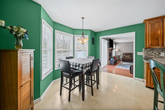 546 Christel Springs Dr, Clarksville, TN 37043